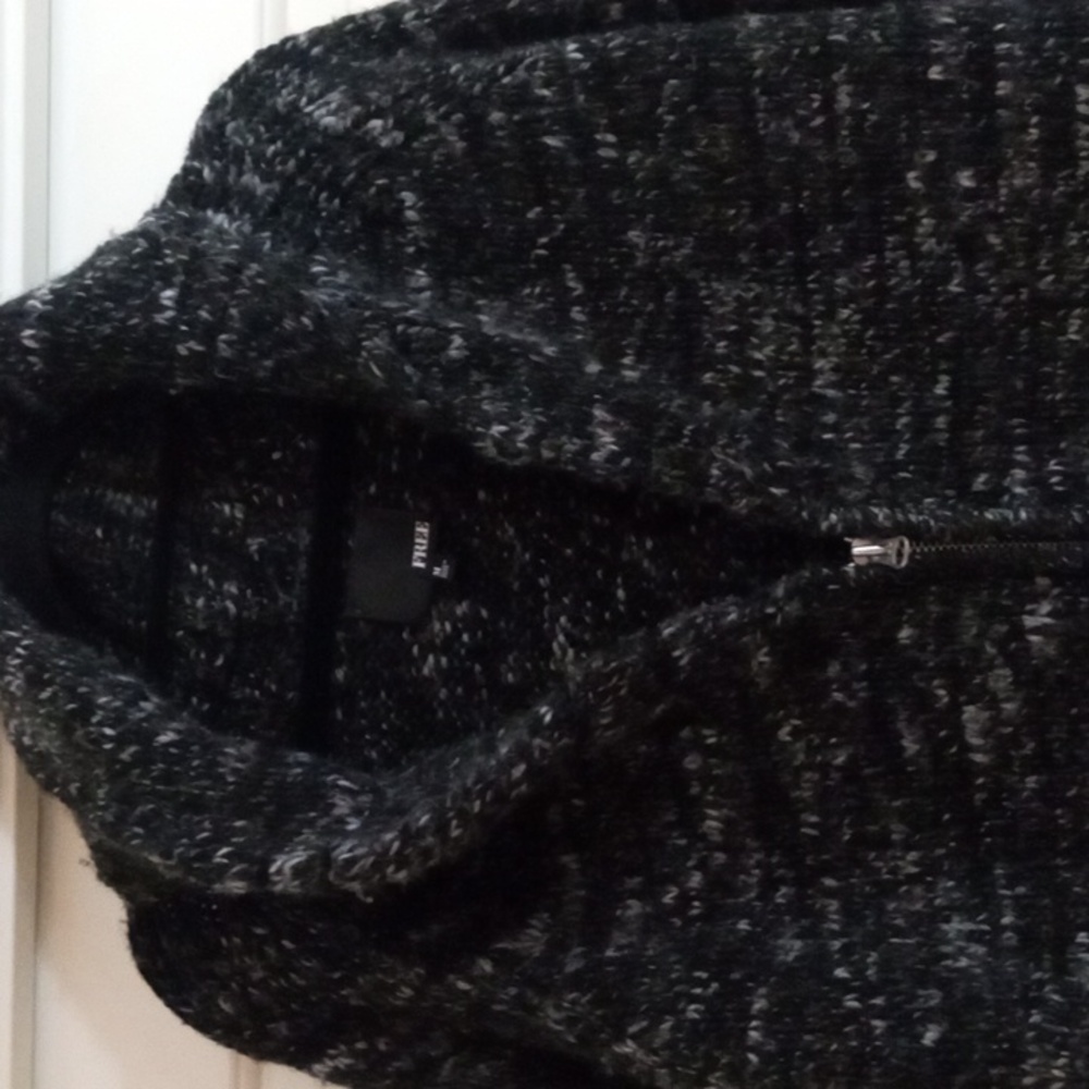 Wilfred Cardigan Size M
